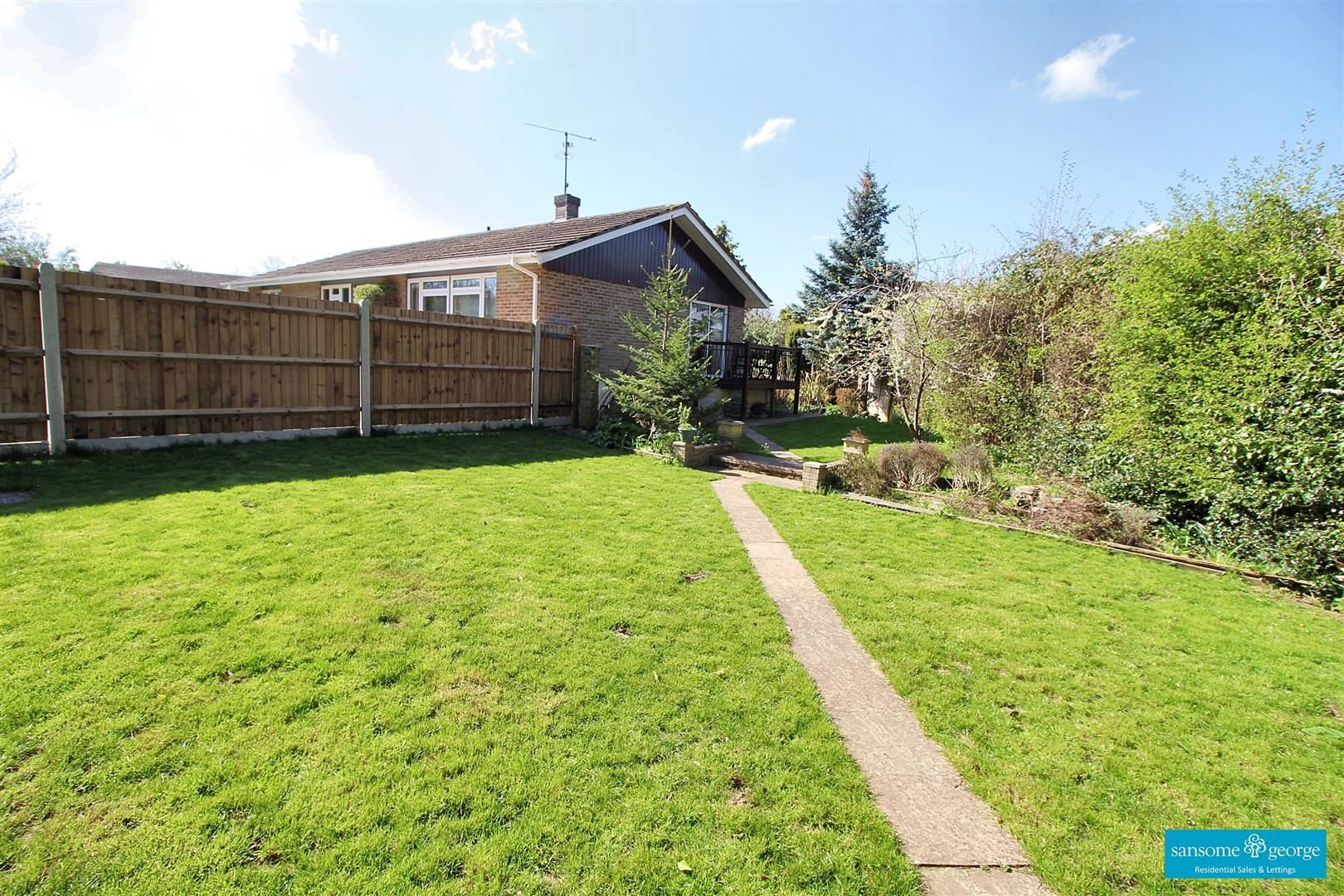 Southerndene Close, Tilehurst, Reading